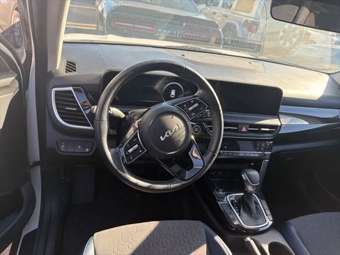 Used 2024 Kia Seltos S image 20