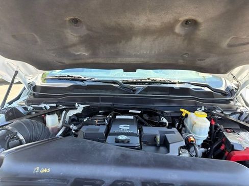 Used 2022 RAM 5500 Tradesman AWD/4WD image 27