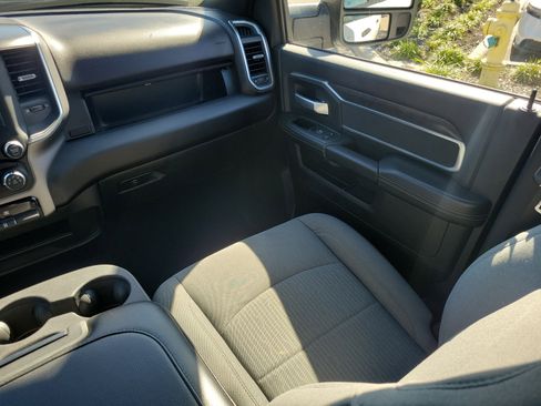 Used 2024 RAM 2500 Big Horn image 18