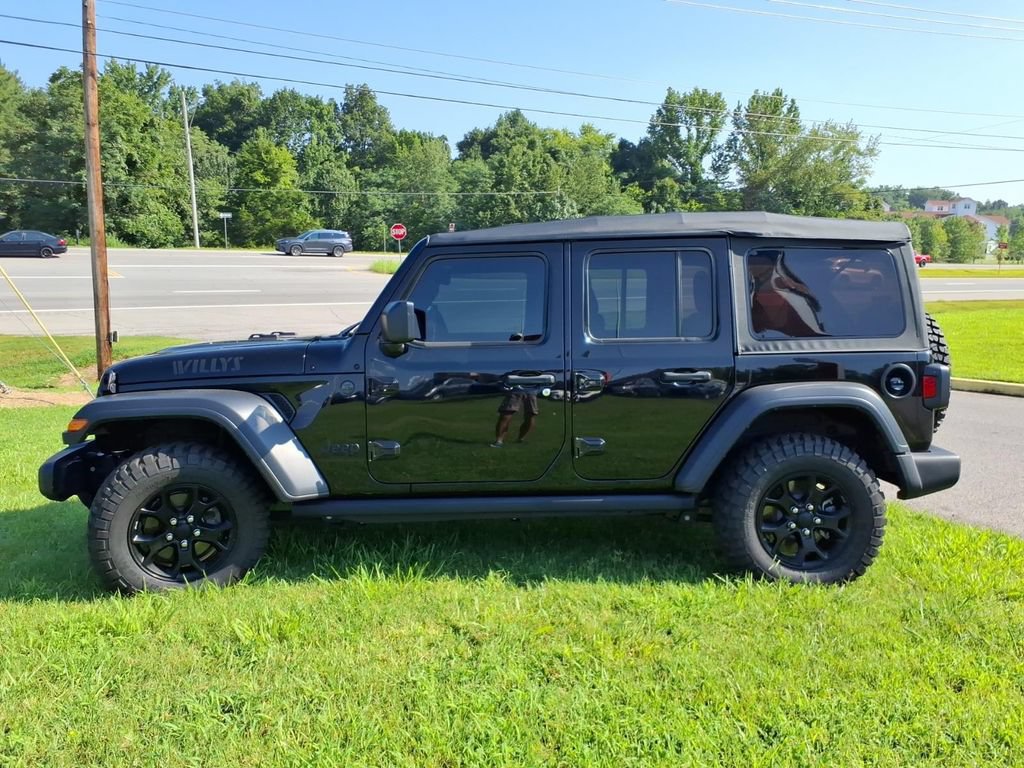 Used 2023 Jeep Wrangler Unlimited Sport AWD/4WD image 17