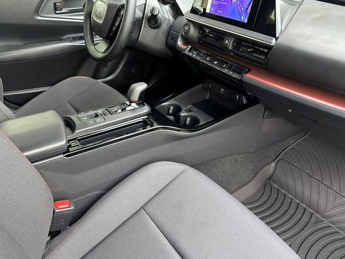 New 2026 Toyota Prius Plug-In Hybrid FWD image 26