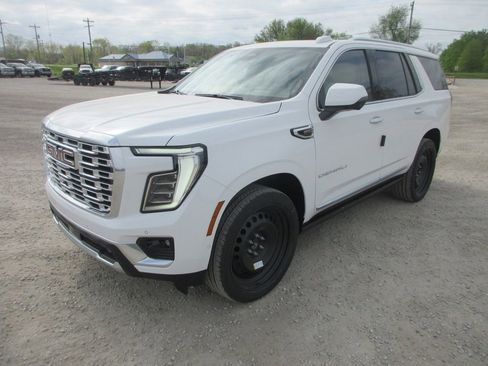 New 2026 GMC Yukon Denali image 9