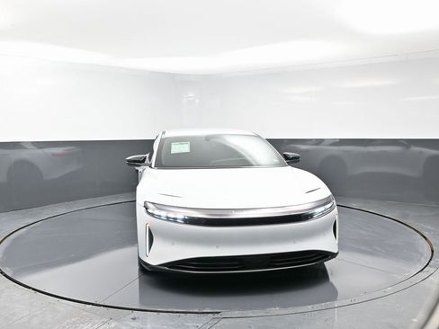 Used 2024 Lucid Air Pure image 3