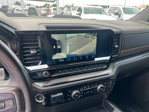 Used 2022 Chevrolet Silverado 1500 ZR2 w/ Technology Package AWD/4WD image 24