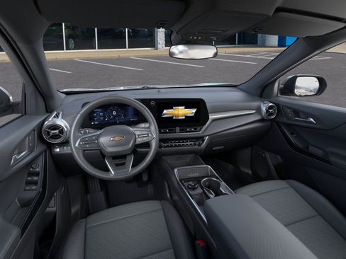 New 2026 Chevrolet Equinox LT w/ Convenience Package II AWD/4WD image 15