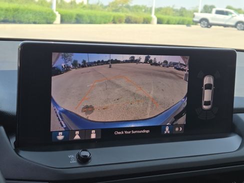 Used 2024 Honda Accord Touring image 7