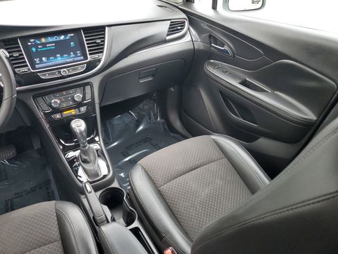 Used 2021 Buick Encore Preferred image 13