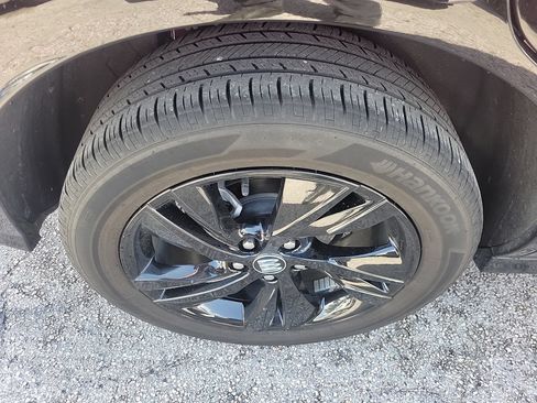 Used 2026 Buick Encore GX Sport Touring w/ Comfort Package FWD image 9