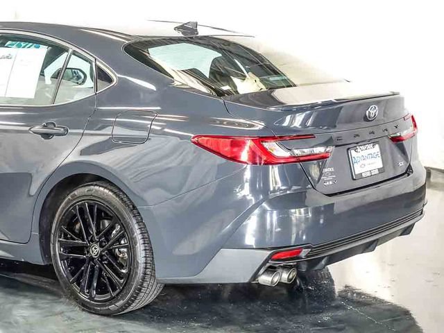 Used 2025 Toyota Camry SE FWD image 10