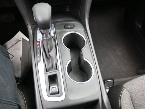 Used 2024 Chevrolet Equinox LT image 11