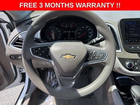 Used 2021 Chevrolet Malibu LT FWD image 15