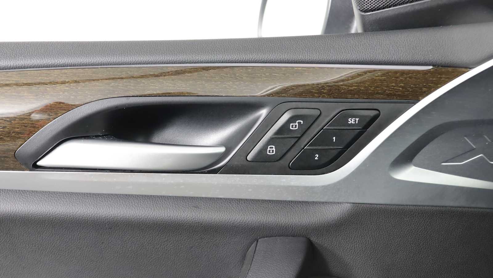 Used 2024 BMW X3 xDrive30i w/ Convenience Package AWD/4WD image 16