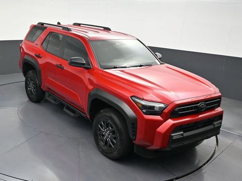 Used 2025 Toyota 4Runner SR5 AWD/4WD image 26
