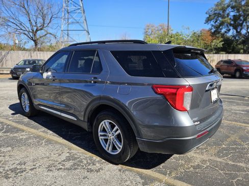 Certified 2023 Ford Explorer XLT w/ Equipment Group 202A image 6