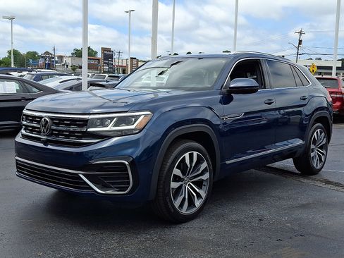 Used 2023 Volkswagen Atlas Cross Sport SEL Premium R-Line AWD/4WD image 3