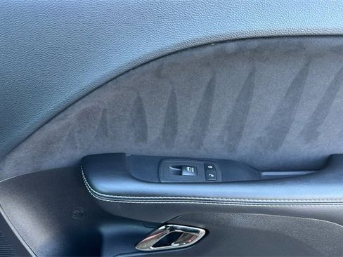 Used 2019 Dodge Challenger SRT Hellcat image 21