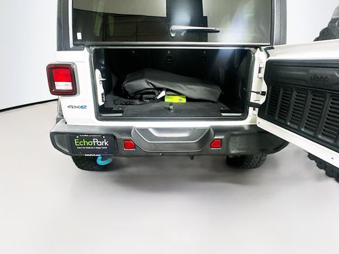 Used 2023 Jeep Wrangler Unlimited w/ 8.4" Radio Group AWD/4WD image 27