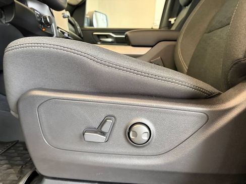 New 2026 RAM 1500 Big Horn AWD/4WD image 16