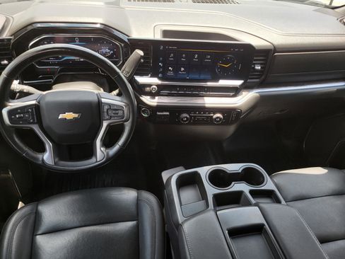 Used 2024 Chevrolet Silverado 2500 LTZ AWD/4WD image 15