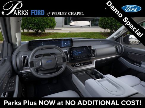 New 2026 Ford Expedition Max Platinum w/ Platinum Ultimate Package image 9