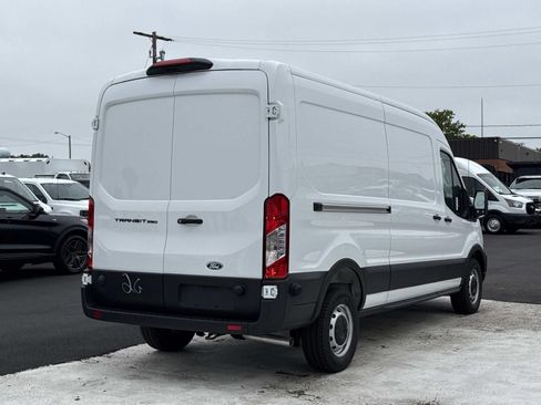 New 2026 Ford Transit 250 148 Medium Roof RWD image 3
