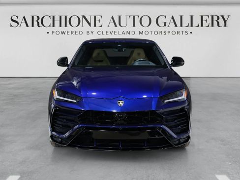 Used 2019 Lamborghini Urus AWD/4WD image 24