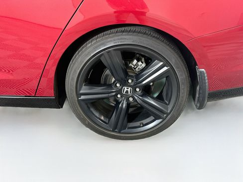Used 2024 Honda Accord Sport image 11
