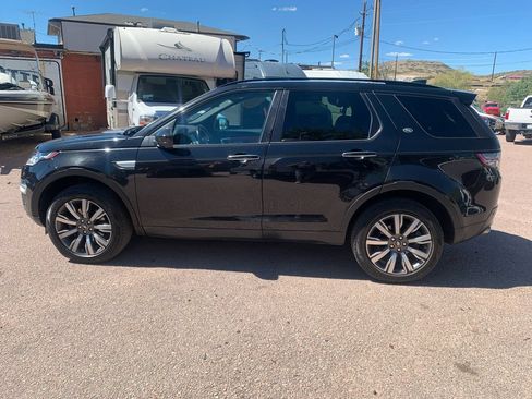 Used 2017 Land Rover Discovery Sport HSE Luxury AWD/4WD image 5