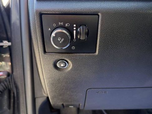 Used 2018 Jeep Grand Cherokee Altitude image 19