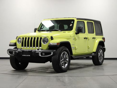 Used 2023 Jeep Wrangler Sahara w/ Cold Weather Group image 8