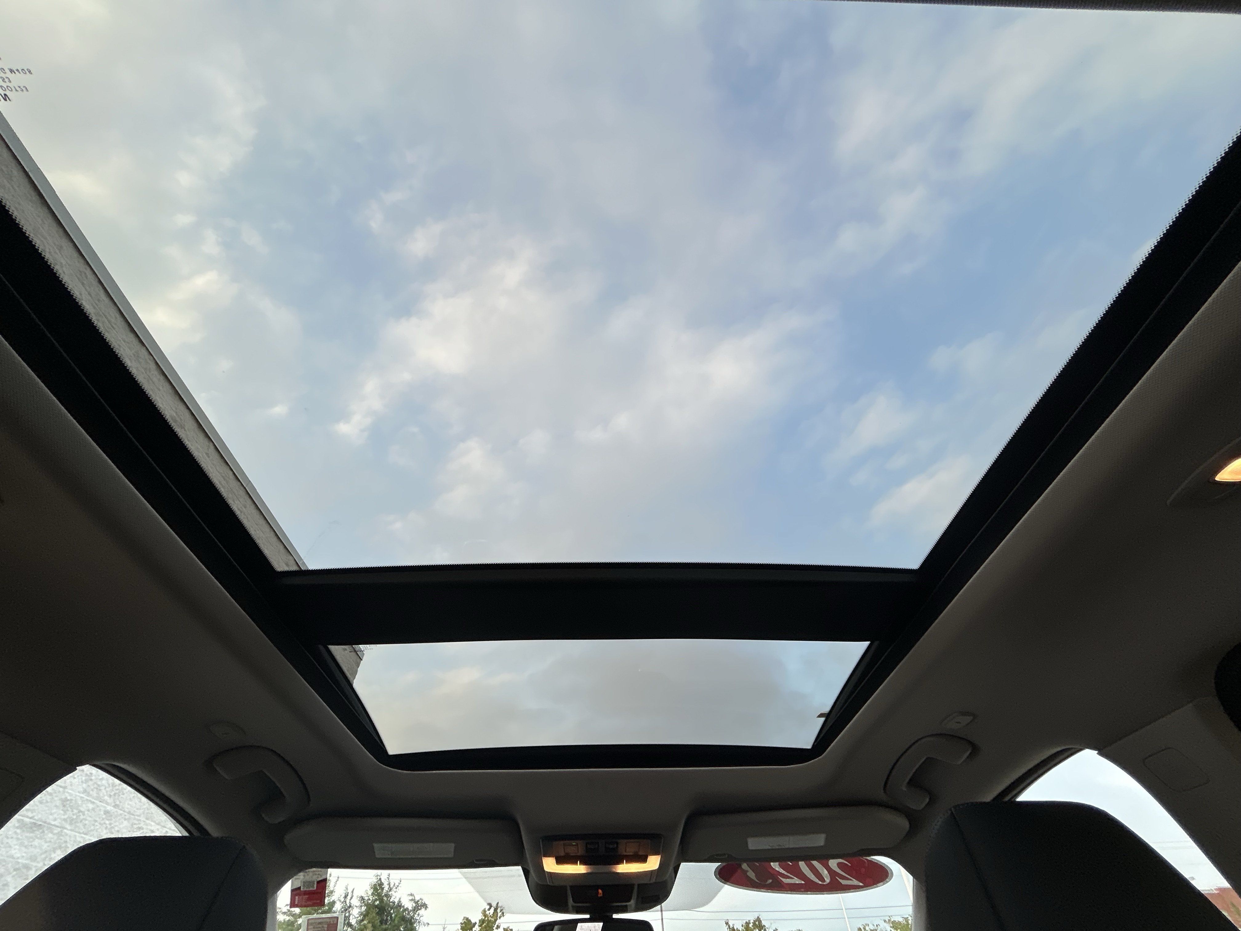 Used 2023 Nissan Rogue SL AWD/4WD image 19