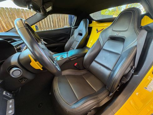 Used 2018 Chevrolet Corvette Stingray Convertible RWD image 28