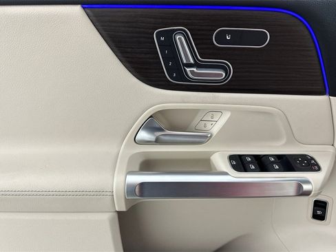 Certified 2026 Mercedes-Benz GLB 250 image 11