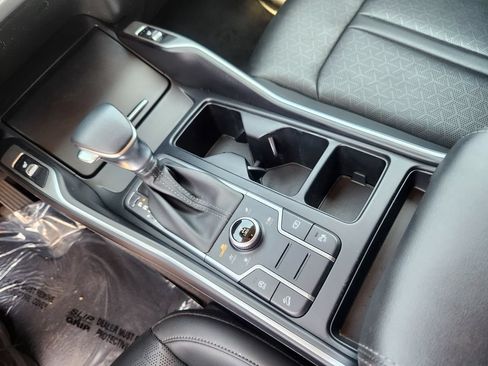 Used 2023 Kia Sorento S AWD/4WD image 25
