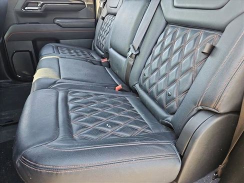 Certified 2023 GMC Sierra 1500 AT4 w/ AT4 Premium Package image 16