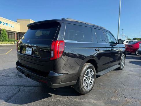 Certified 2025 Ford Expedition Active AWD/4WD image 22