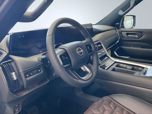 New 2026 Nissan Armada Platinum Reserve image 4