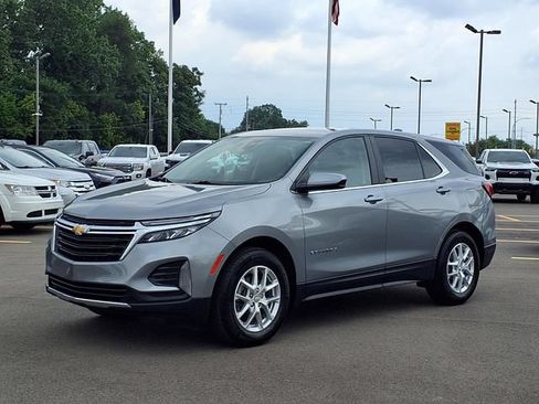 Used 2024 Chevrolet Equinox LT FWD image 1