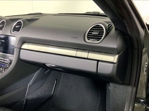Used 2025 Porsche 718 Boxster image 12