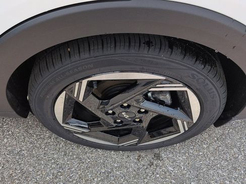 Used 2025 Kia K4 EX FWD image 10