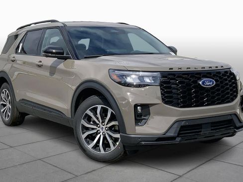 New 2026 Ford Explorer ST-Line image 2