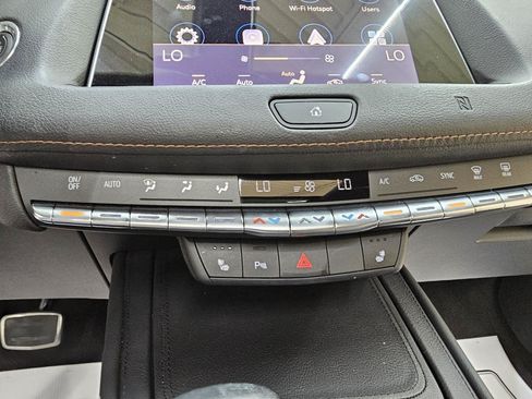 Used 2019 Cadillac XT4 Sport w/ Cold Weather Package FWD image 33