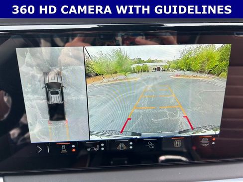 Used 2025 GMC Sierra 2500 Denali Ultimate image 5