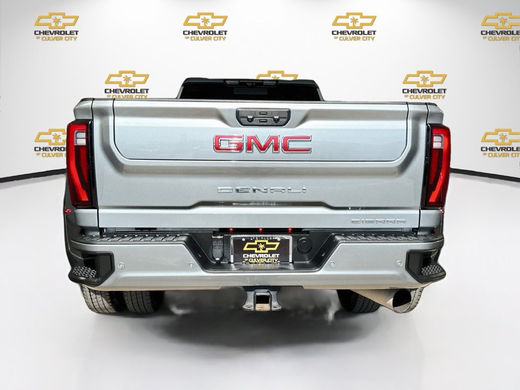 Used 2024 GMC Sierra 3500 Denali w/ Denali Reserve Package AWD/4WD image 7
