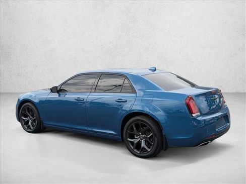 Used 2023 Chrysler 300 Touring w/ Sport Appearance Package RWD image 7
