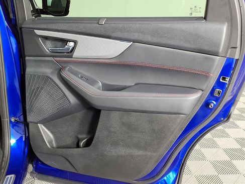 Used 2023 Acura MDX A-Spec image 10