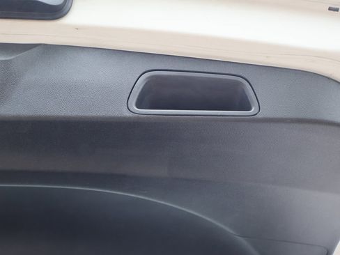 Used 2025 Buick Encore GX Preferred image 18