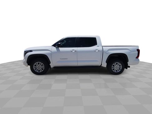 Used 2024 Toyota Tundra SR5 w/ SR5 Premium Package AWD/4WD image 5
