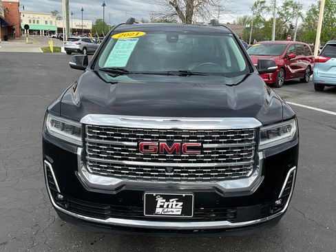 Used 2021 GMC Acadia Denali w/ Denali Technology Package FWD image 2