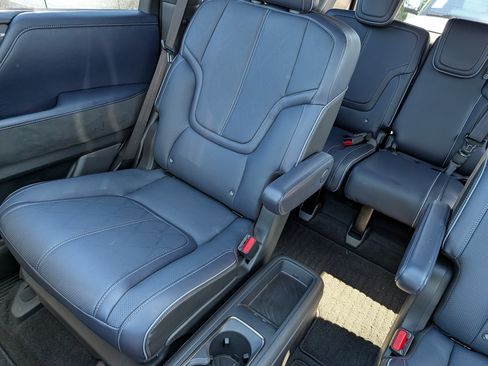 Certified 2026 INFINITI QX80 4WD w/ Sport Exterior Package image 12